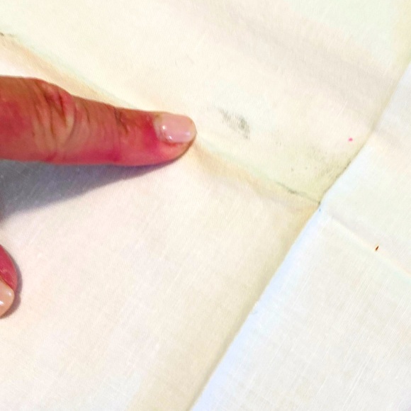 8 Vintage Linen White Napkins w/ Floral Cutouts - Picture 15 of 16